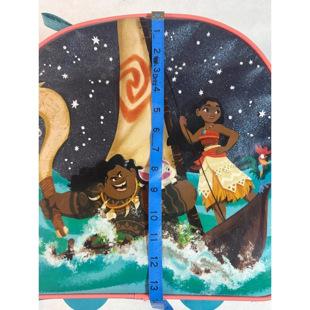Disney Moana & Maui Kids Rolling Suitcase – Carry-On Luggage –‎ Used with Wear